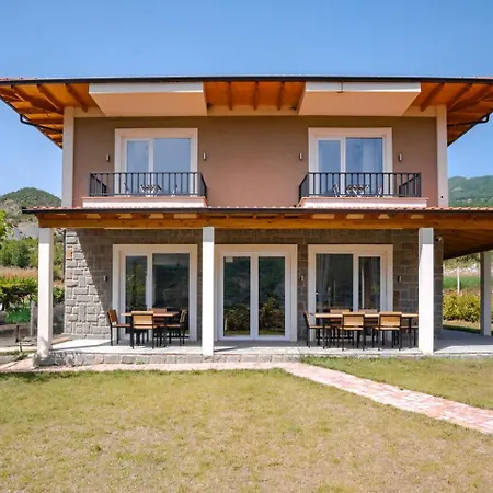 Bujtina Lumo & Pool Villa Permet Exterior photo