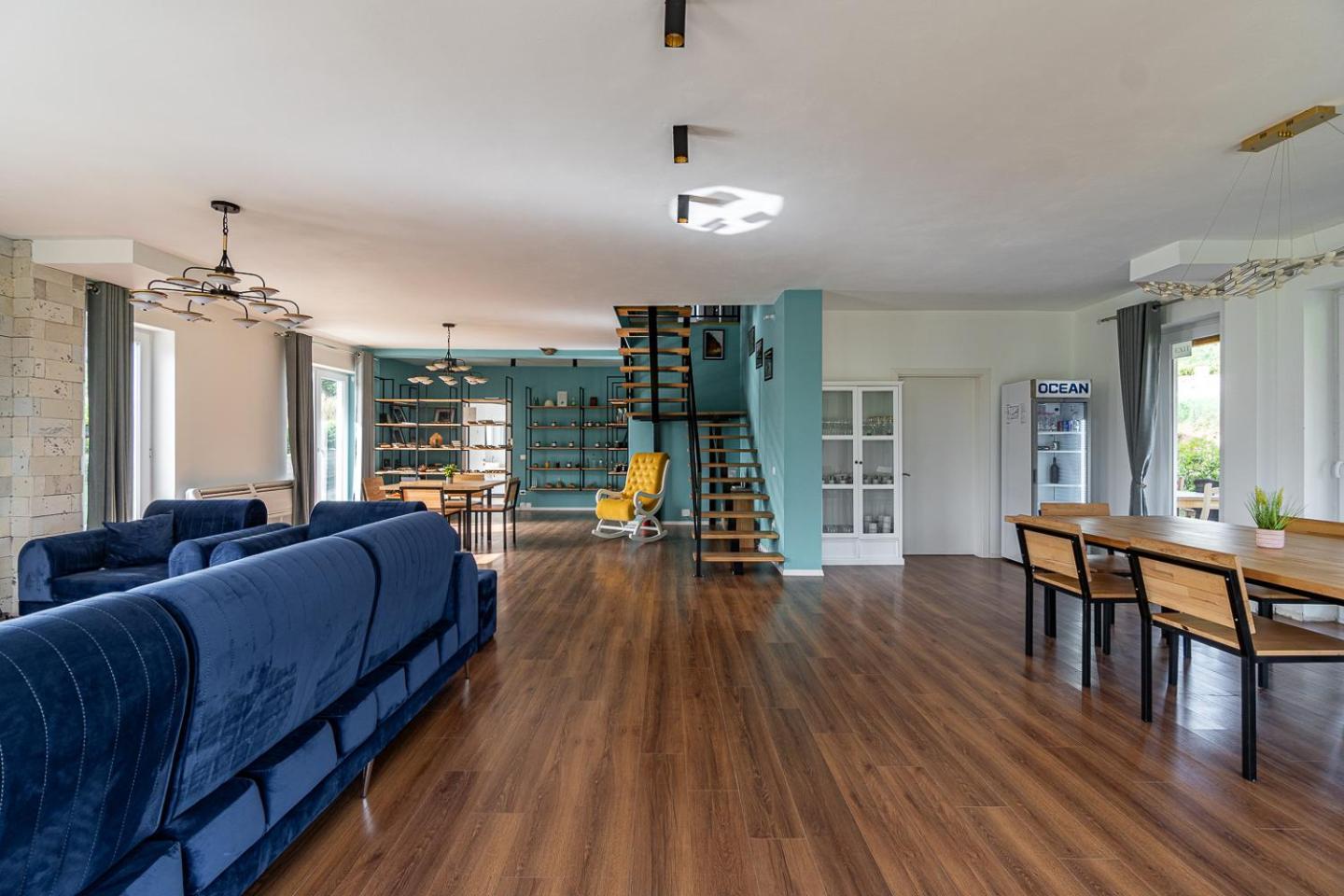 Bujtina Lumo & Pool Villa *